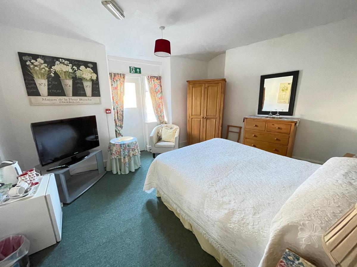 Bed and breakfast White Court Llandudno Extérieur photo
